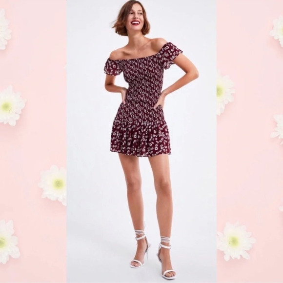 Zara The Rose Dress Ruched Mini Garnett size S - Picture 2 of 6